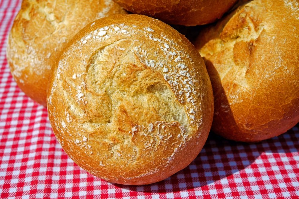 Bake Bread: A Comprehensive Guide to the Popular Art of Bread Baking